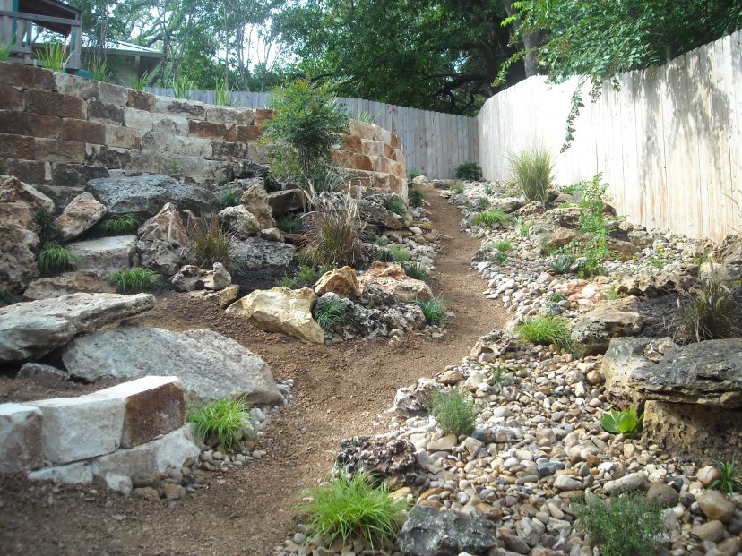 Dry Creek Beds Greeneraustin Com Dry2 0